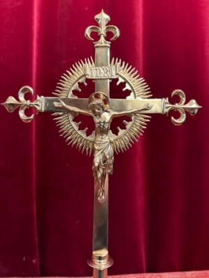 Altar - Cross style Gothic - Style en Bronze / Polished and Varnished, Belgium  19 th century ( Anno 1875 )