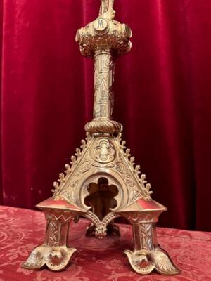 Altar - Cross style Gothic - Style en Bronze / Polished and Varnished, Belgium  19 th century ( Anno 1885 )