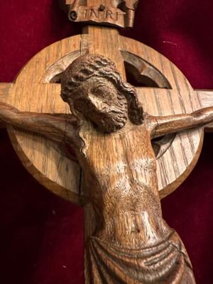 Altar - Cross style Gothic - Style en Wood Oak, Belgium  19 th century ( Anno 1885 )