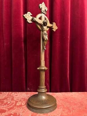 Altar - Cross style Gothic - Style en Wood Oak, Belgium  19 th century ( Anno 1885 )