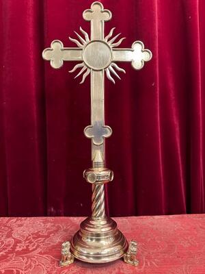 1 Gothic - Style Altar - Cross