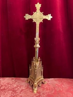 Altar - Cross style Gothic - style en Full Bronze / Polished and Varnished, France 19th century ( anno 1890 )