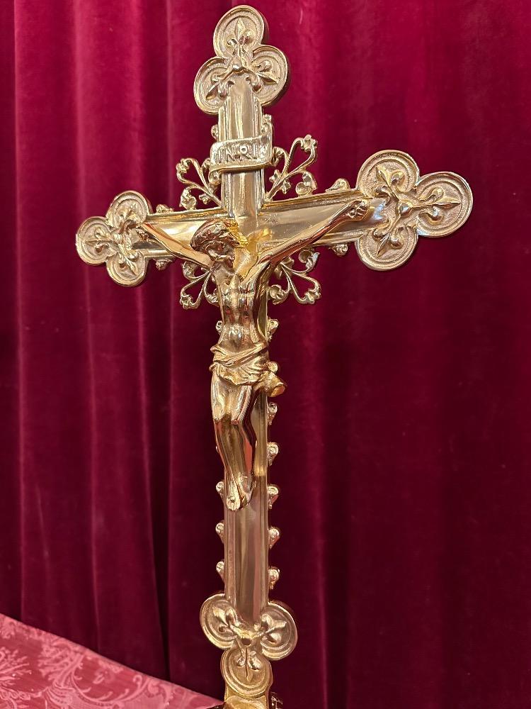1 Gothic - Style Altar - Cross