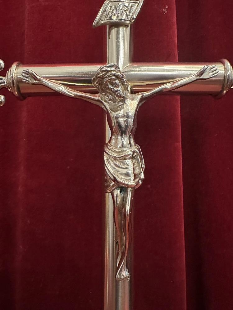 1 Gothic - Style Altar - Cross