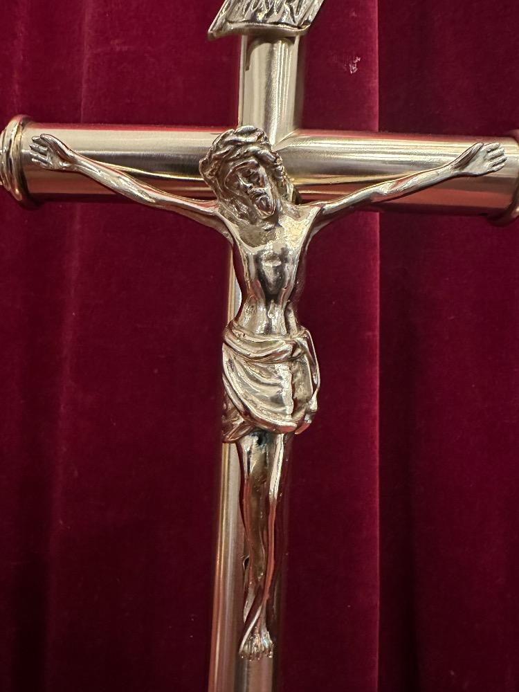 1 Gothic - Style Altar - Cross
