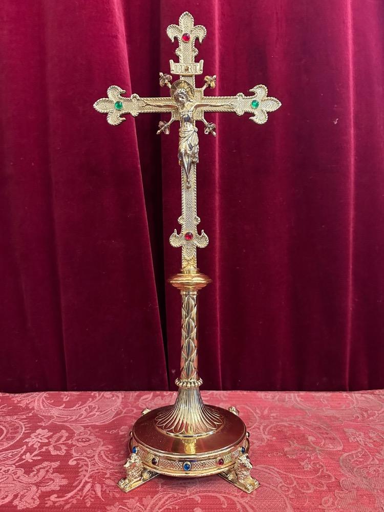 1 Gothic - Style Altar - Cross