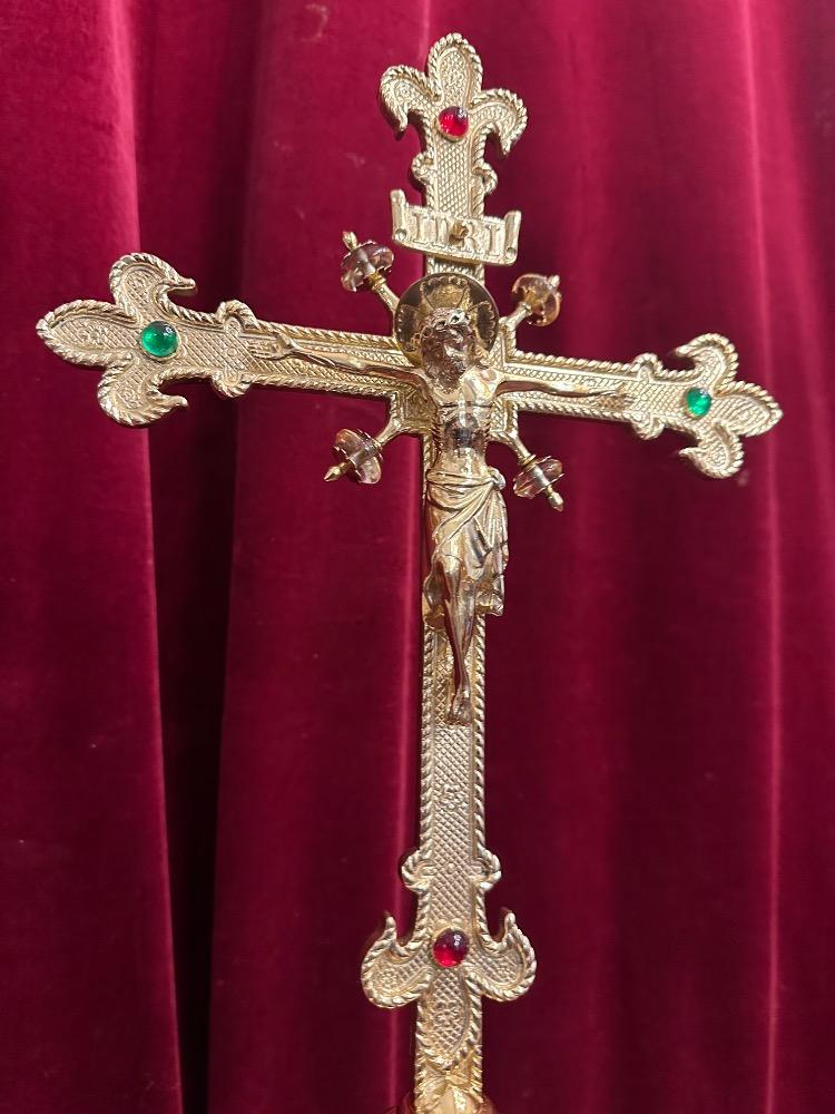 1 Gothic - Style Altar - Cross