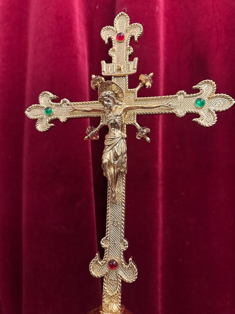 1 Gothic - Style Altar - Cross