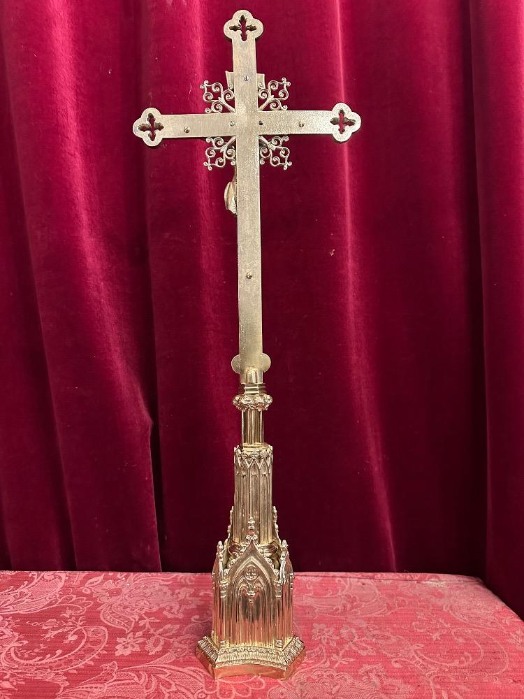 1 Gothic - Style Altar - Cross
