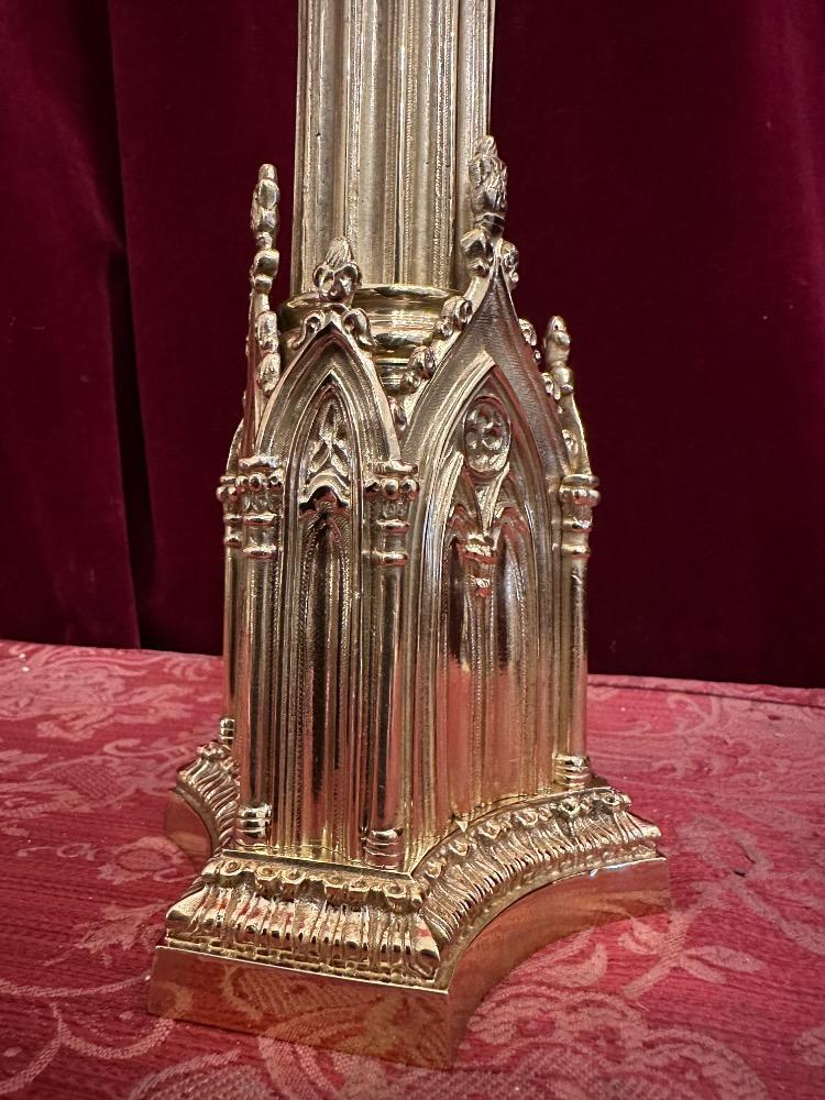 1 Gothic - Style Altar - Cross