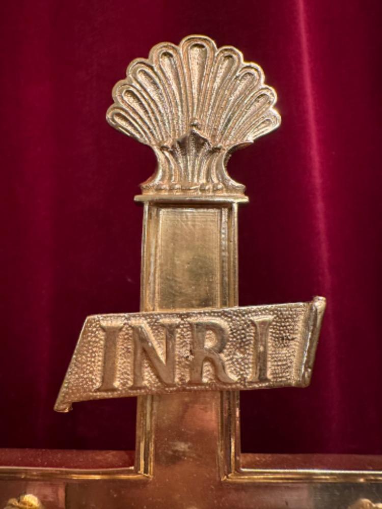 1 Gothic - Style Altar - Cross