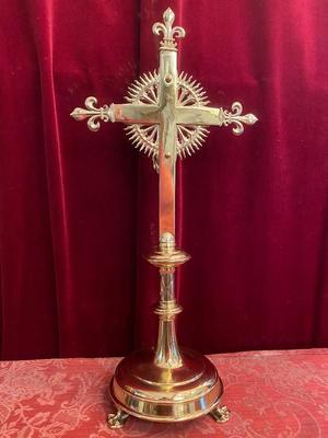 Altar - Cross style Gothic - Style en Brass / Bronze Polished / New Varnished, Belgium 19th century ( anno 1890 )