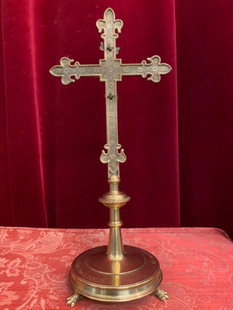 1 Gothic - style Altar - Cross