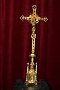 Altar - Cross Polished And Varnished.  style Gothic - style en bronze, France 19th century