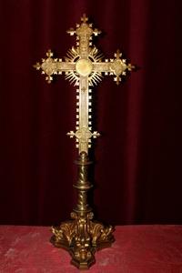 Altar - Cross. Weight 4.70 Kgs ! style Gothic - style en Full - Bronze - Gilt, France 19th century