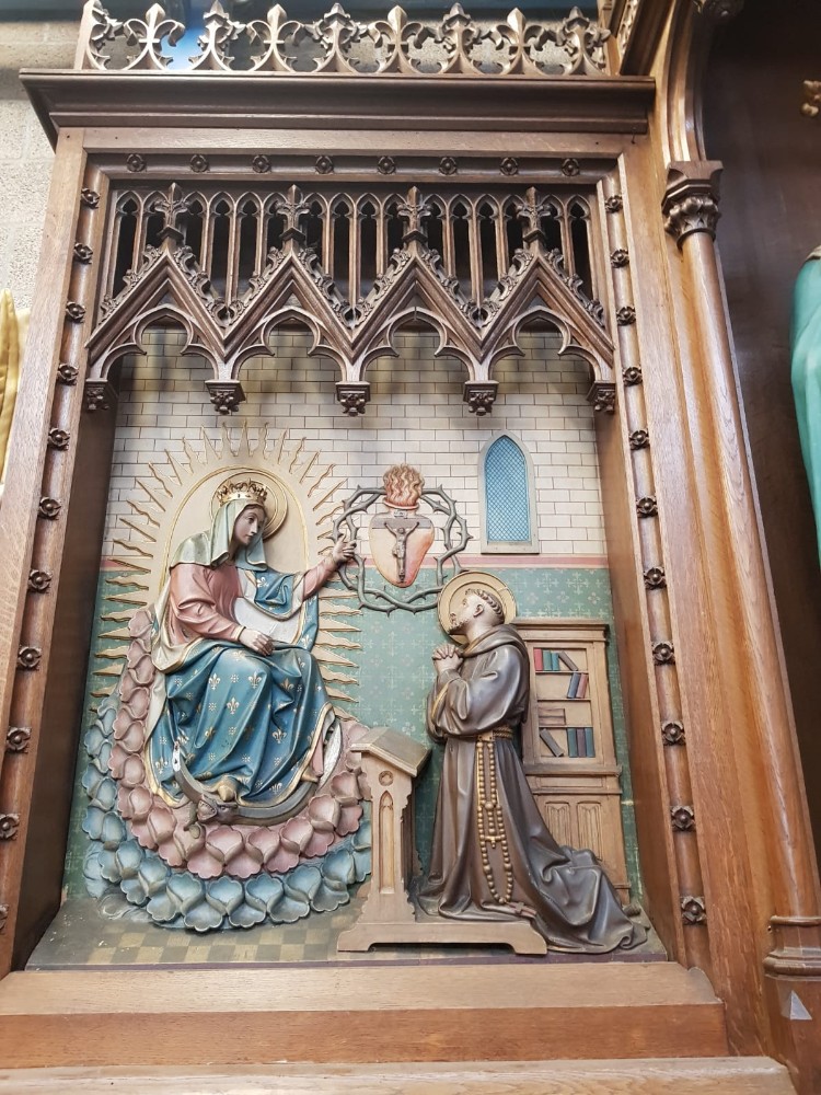 1 Gothic - style Altar Solid Oak Dimensions Without Steps.