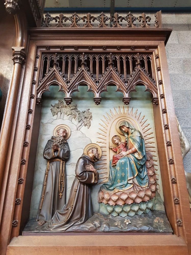 1 Gothic - style Altar Solid Oak Dimensions Without Steps.