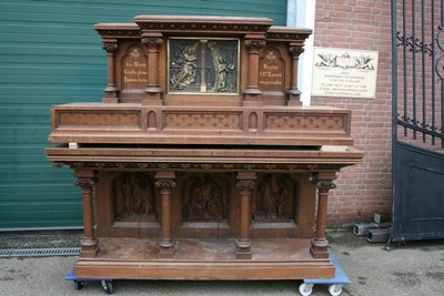 Altar + Upper-Part , Oak , Hand-Carved Reliefs , Bronze Tabernacle-Doors style Gothic - style en Oak Wood, Belgium  19th century ( anno 1865 )