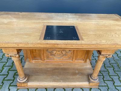 Altar With Original Altar Stone style Gothic - Style en Oak, Dutch 19th century ( anno 1875 )