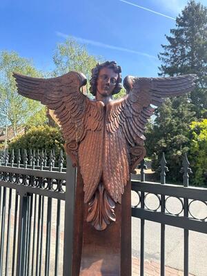 1 Gothic - Style Architectural Ornament