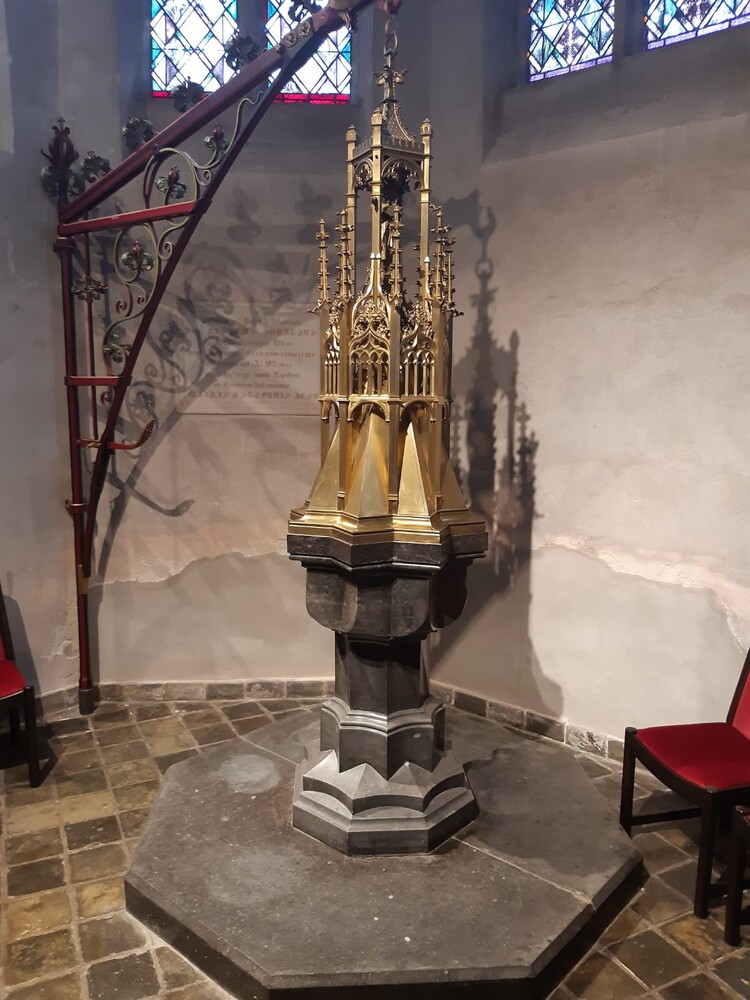 1 Gothic - style Baptismal Font Monumental Belgium Hard-Stone Font With Brass Cover