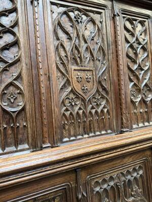 Bed style Gothic - Style en Oak wood, France 19 th century