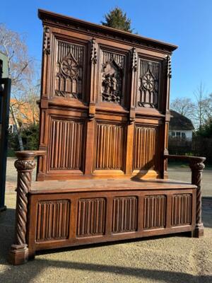 Bench  style Gothic - Style en Oak wood, Belgium  19 th century