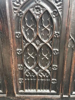 Bench style Gothic - style en Oak wood, Belgium 19th century