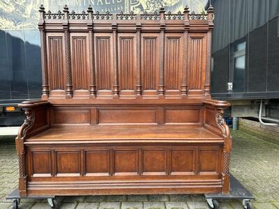 Bench  style Gothic - Style en Oak wood, Belgium  19 th century