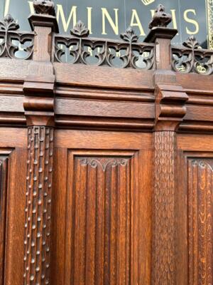 Bench  style Gothic - Style en Oak wood, Belgium  19 th century