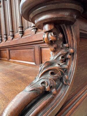 Bench  style Gothic - Style en Oak wood, Belgium  19 th century