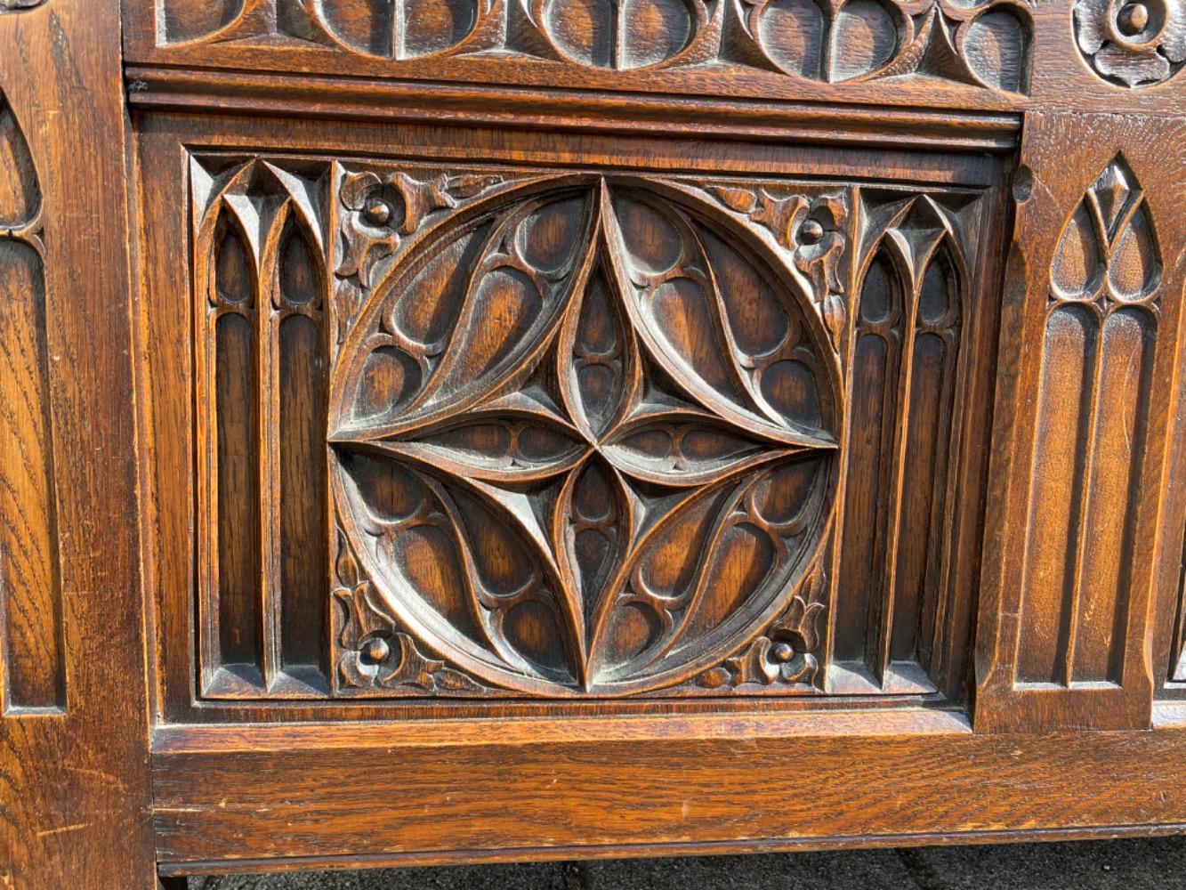 1 Gothic - style Bench