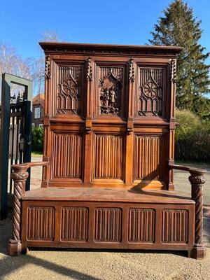 Bench  style Gothic - Style en Oak wood, Belgium  19 th century