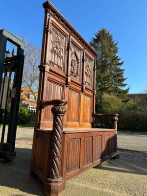 Bench  style Gothic - Style en Oak wood, Belgium  19 th century