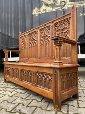 Bench style Gothic - Style en Oak wood, France 19 th century