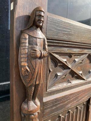 Bench  style Gothic - style en Oak wood, Belgium  19 th century