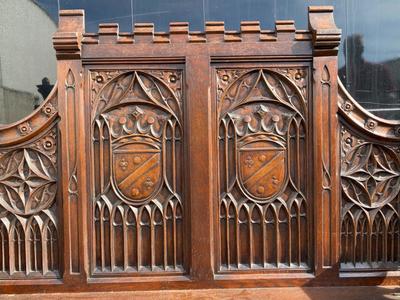 Bench  style Gothic - style en Oak wood, Belgium  19 th century