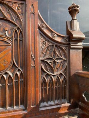 Bench  style Gothic - style en Oak wood, Belgium  19 th century