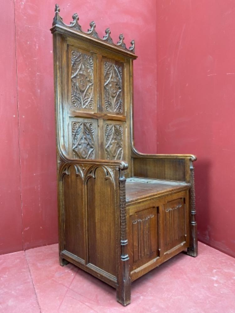 1 Gothic - style Bishop Chair Height Seat: 50 Cm.