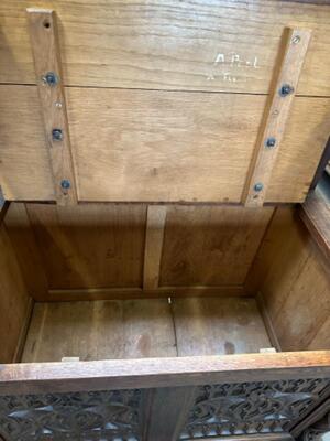 Bishop Seat style Gothic - Style en Oak wood, France 19 th century