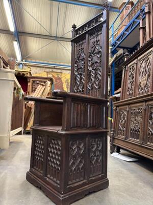 Bishop Seat. style Gothic - Style en Oak wood, France 19 th century