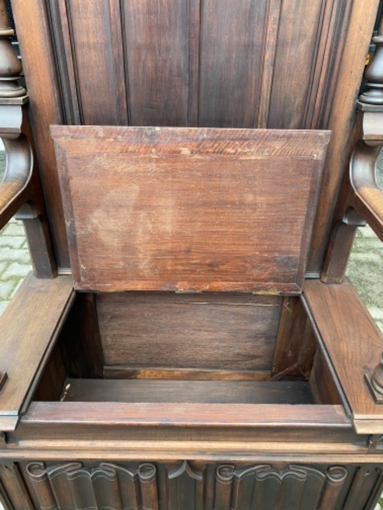 1 Gothic - Style Bishop Seat