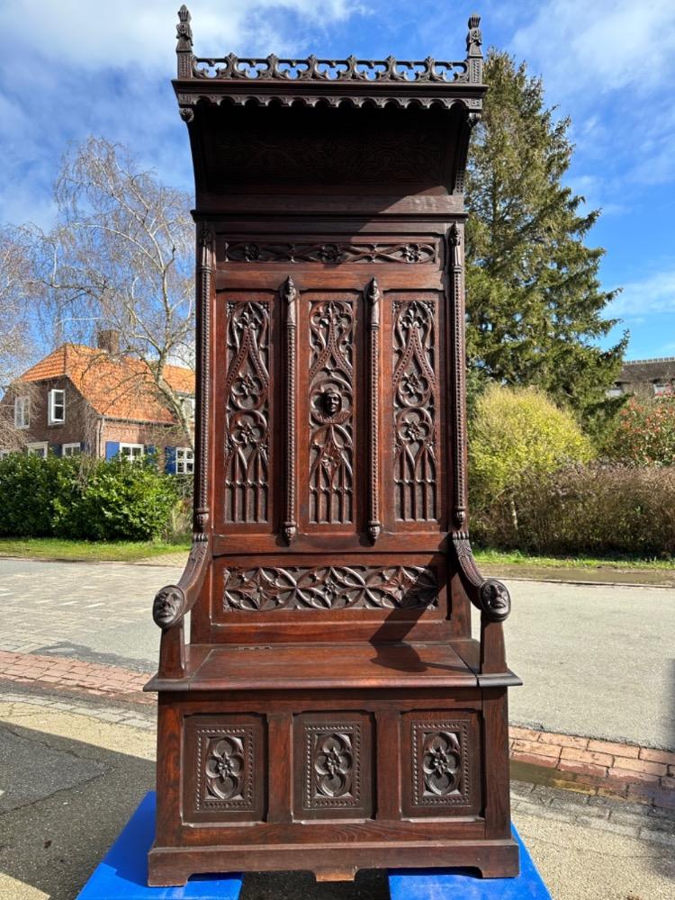 1 Gothic - Style Bishop Seat