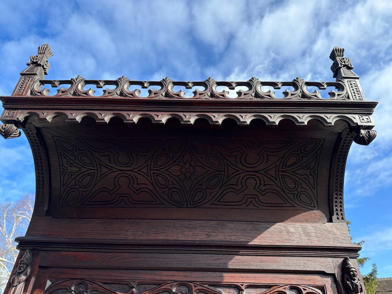 1 Gothic - Style Bishop Seat