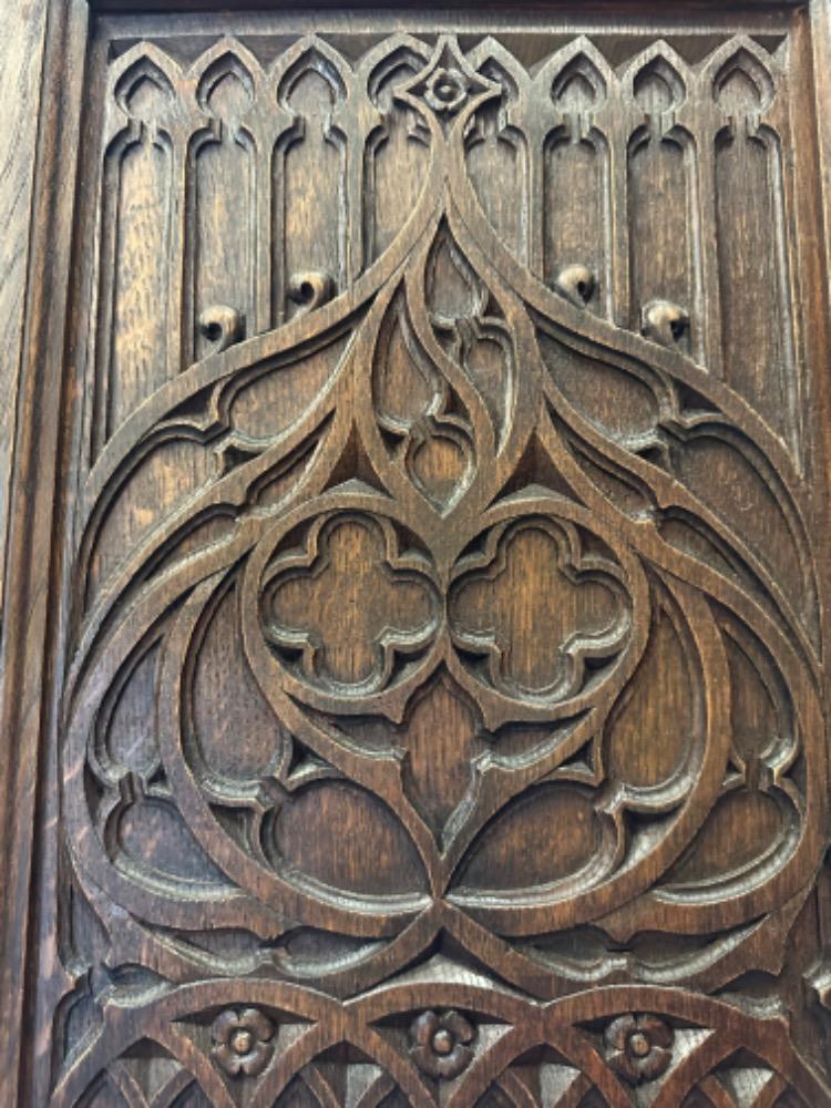 1 Gothic - Style Bishop Seat