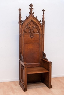 Bishop - Seat style Gothic - style en Oak wood, France 19th century