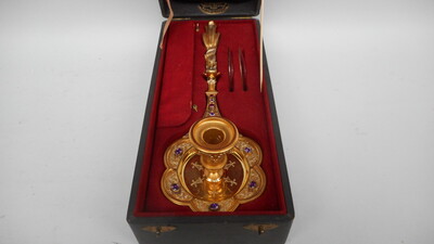 Blaker With Orignal Case  style Gothic - style en Brass / Gilt / Stones, Paris - France 19th century