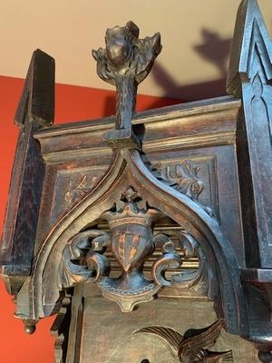 Cabinet style Gothic - style en Oak wood, Belgium 19th century