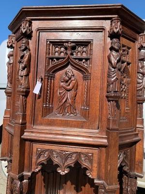 Cabinet style Gothic - Style en Oak wood, Belgium 19th century