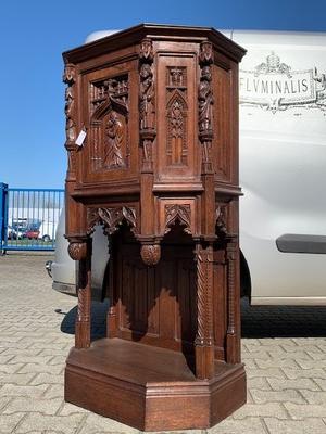 Cabinet style Gothic - Style en Oak wood, Belgium 19th century